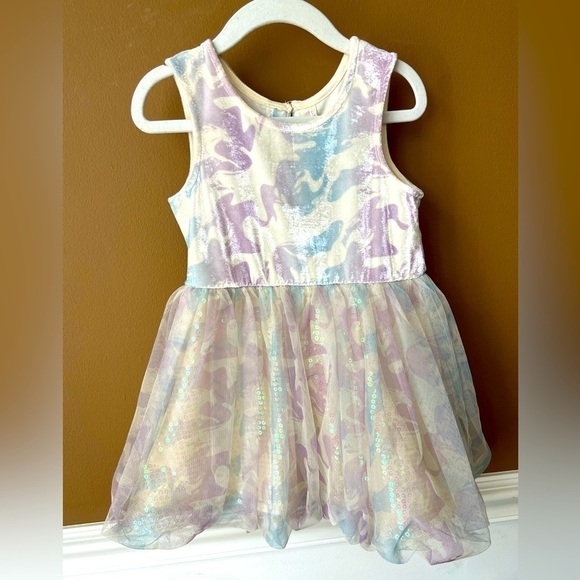Disney Frozen 2 Little Girls Dress with Velvet and Sparkles Size 2 T - Picture 1 of 3